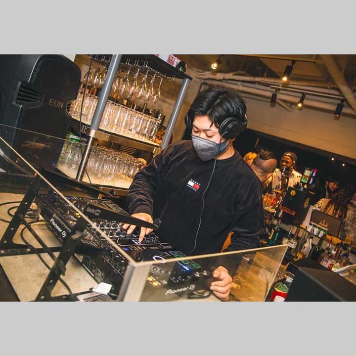 DJ Mochiaki